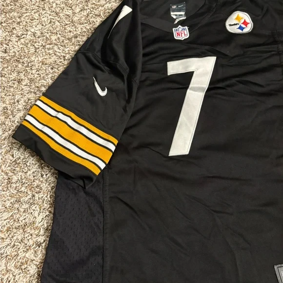 Kids NFL Nike number 7 Ben Roethlisberger jersey, size Xl Steelers jersey - Picture 4 of 9